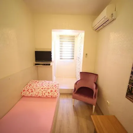 Bakirkoy House شقة فندقية *